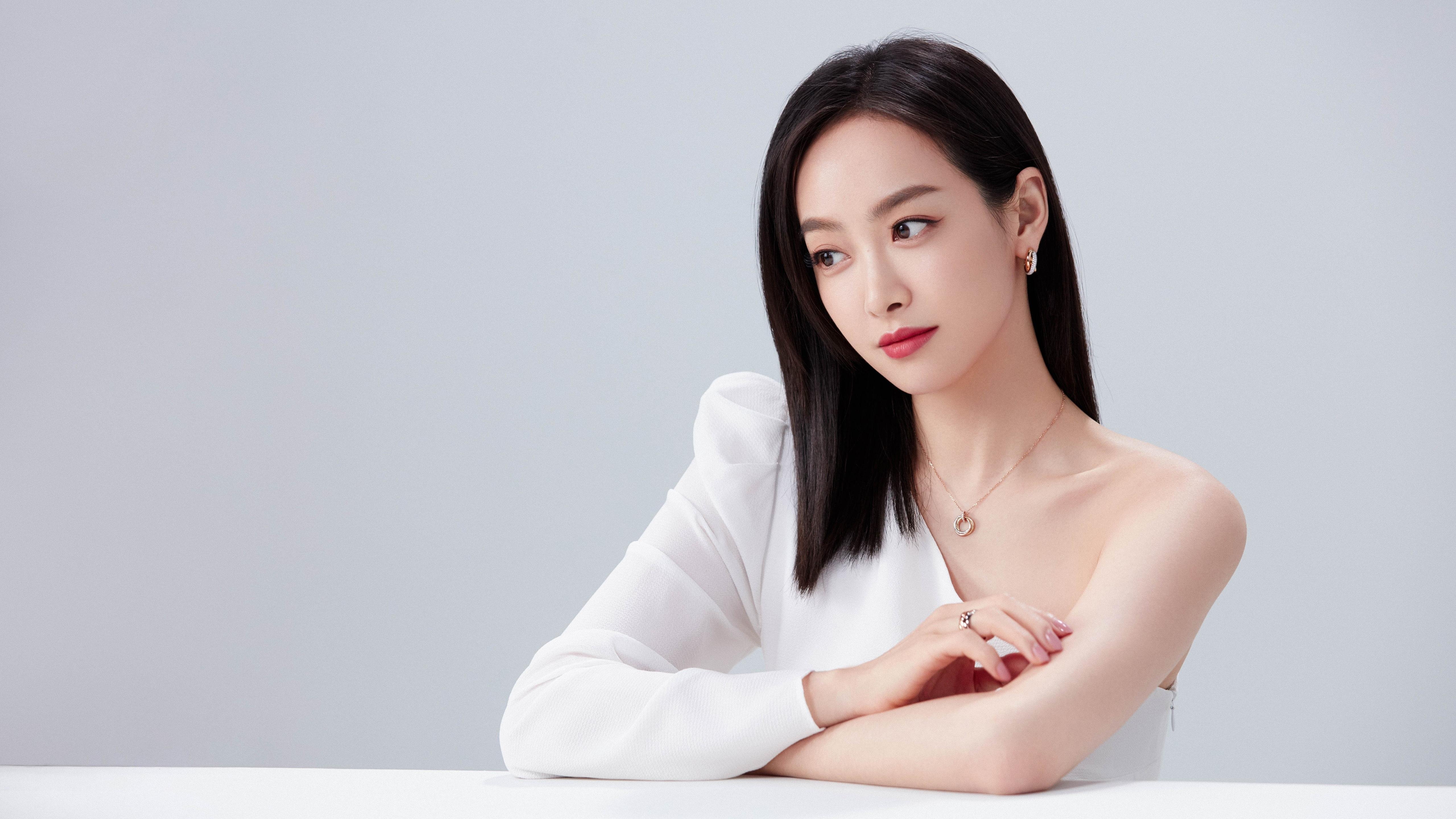 世界青少年百米赛跑中国少年领跑全场，青少年百米赛跑的成绩是多少